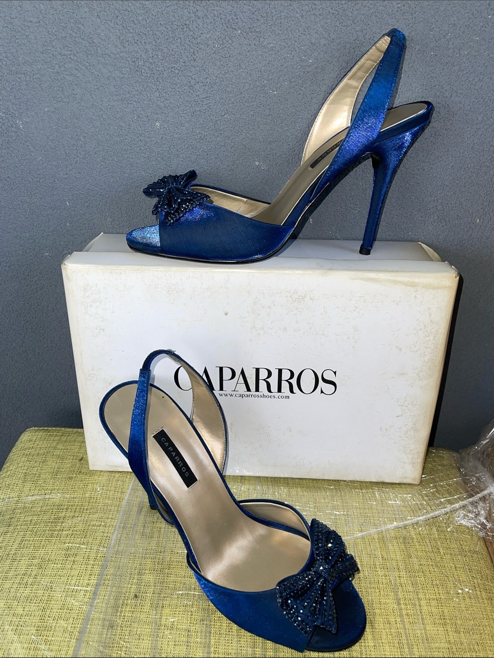 Caparros Navy Blue Satin Open-Toe Slingback Heels with Beaded Bow SZ 10
